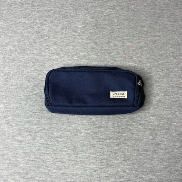 SHEIN Special Large Capacity Storage Pencil Case - Picture 1 of 10